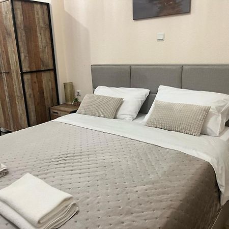 Golden Fleece Apartment Vipgreece Athen Exterior foto